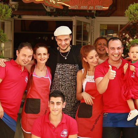 Hotel White Rose Beach Olympiakí Aktí Esterno foto