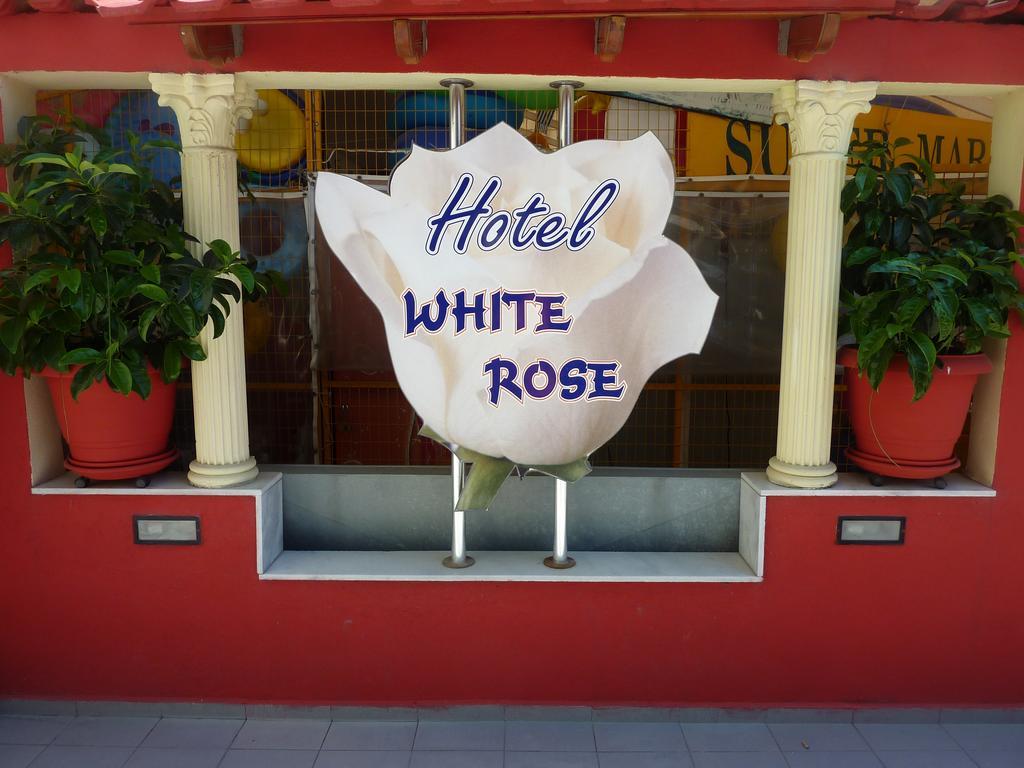 Hotel White Rose Beach Olympiakí Aktí Esterno foto