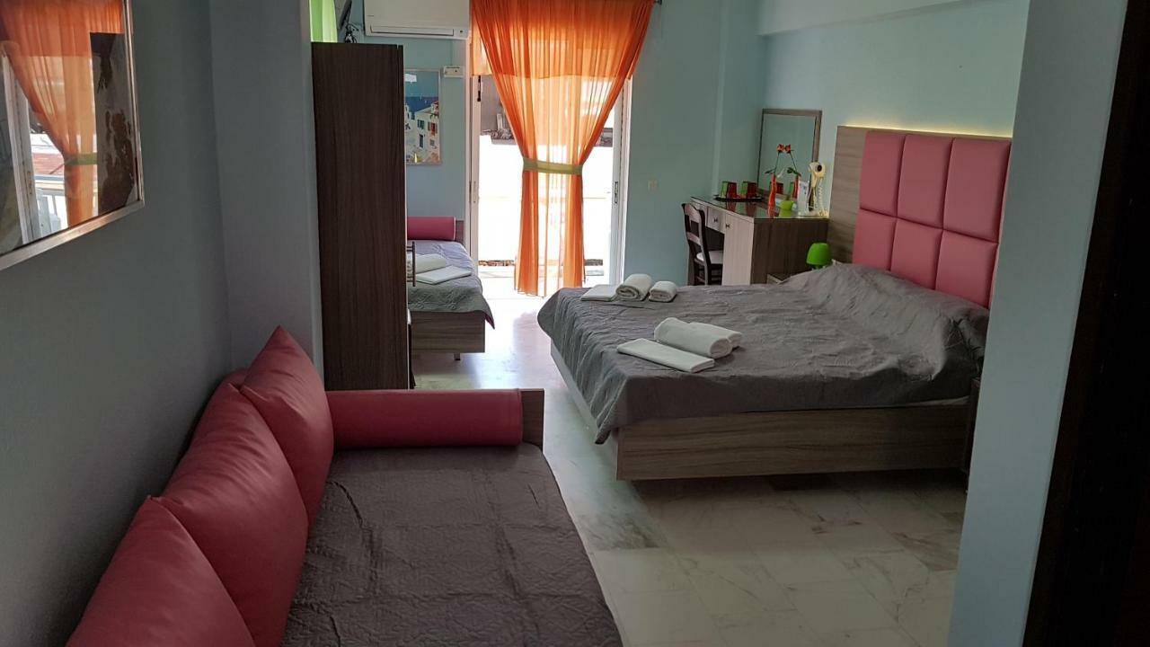 Hotel White Rose Beach Olympiakí Aktí Esterno foto